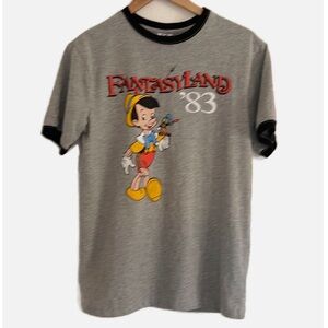 Disneyland Retro Fantasyland t-shirt S